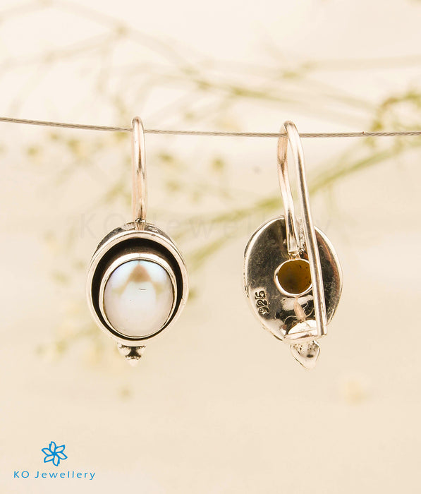 The Latika Silver Gemstone Earrings (Pearl)