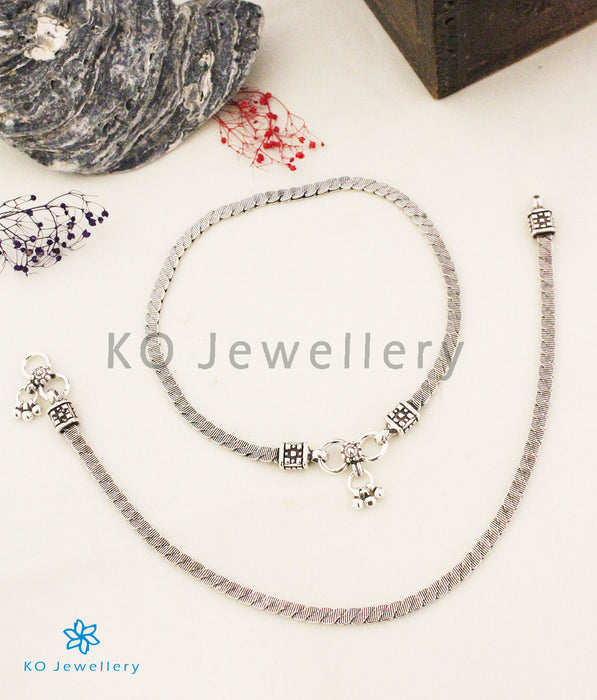 The Sparsh Silver Anklets