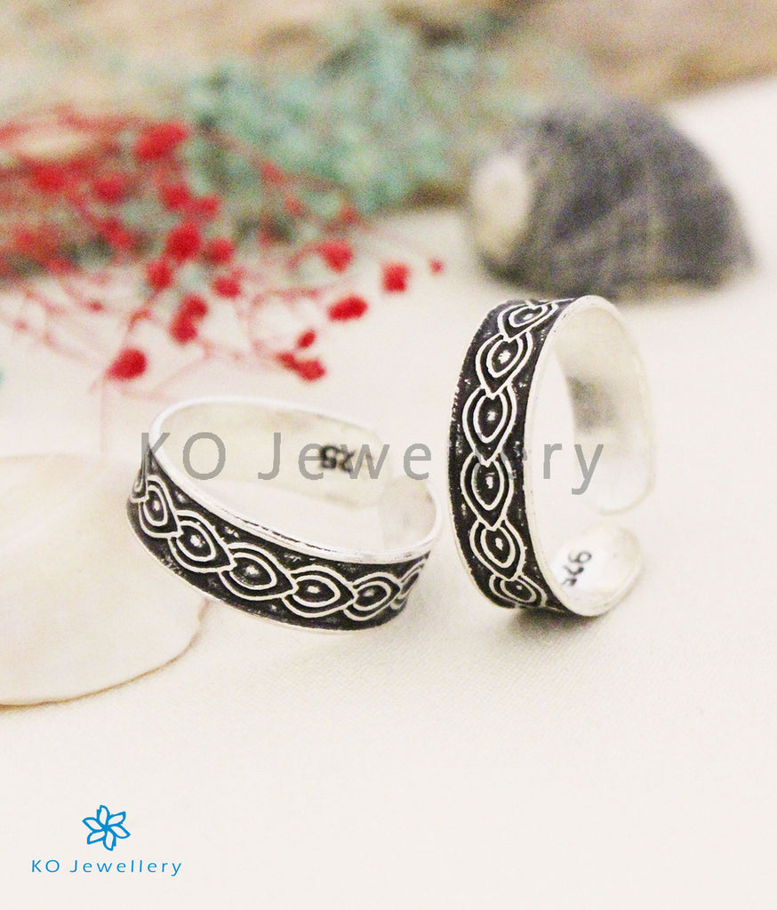 Traditional Five Layer Toe Ring – Mugdha Jewellery