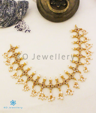 The Shriya Silver Pearl Necklace (White)