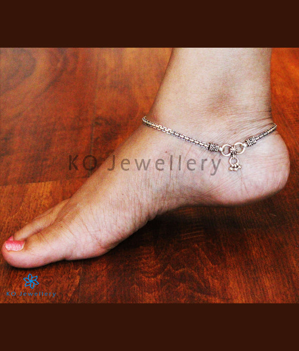 The Sejal Silver Anklets