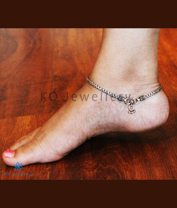 The Prithvi Silver Anklets