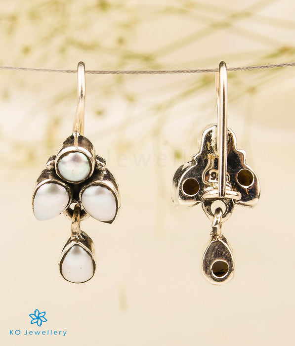 The Nazm Silver Gemstone Earrings (Pearl)