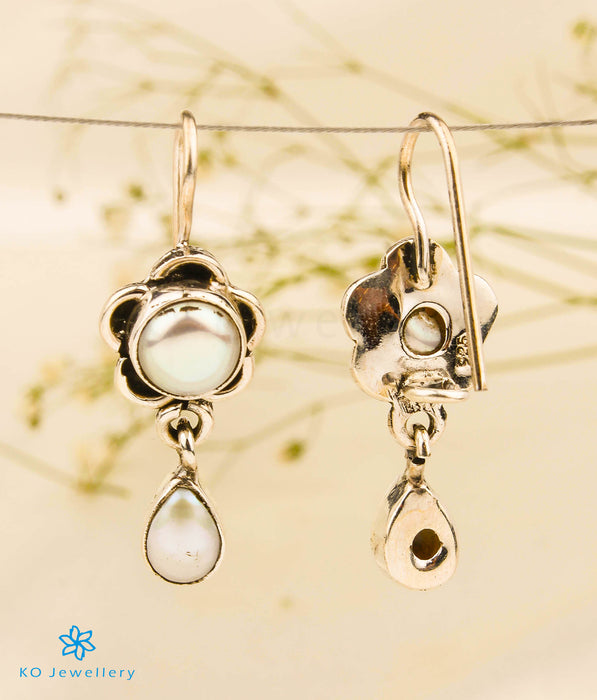 The Vama Silver Gemstone Earrings (Pearl)