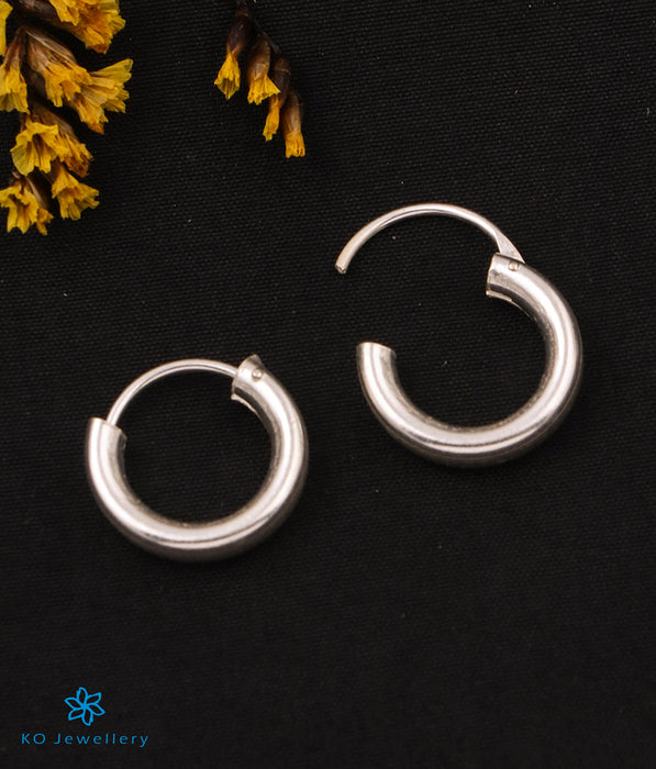 The Everyday Silver Hoops