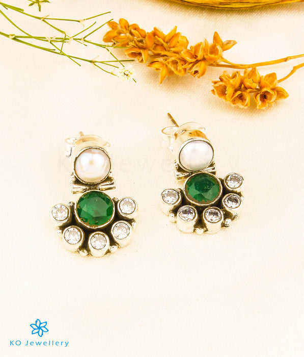 The Kashvi Silver Gemstone Earrings (Green)