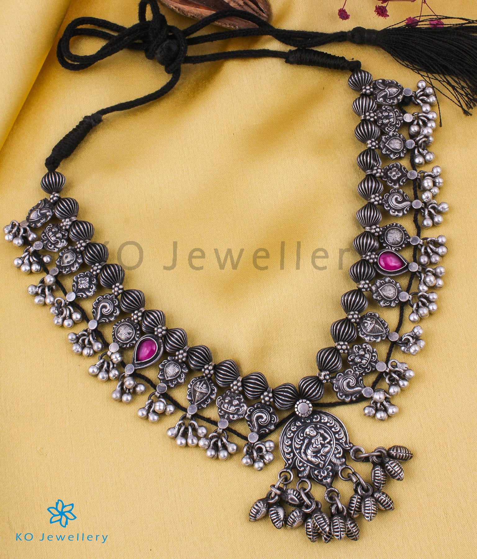 Buy Silver Necklaces, 925 Sterling Silver necklace sets online India