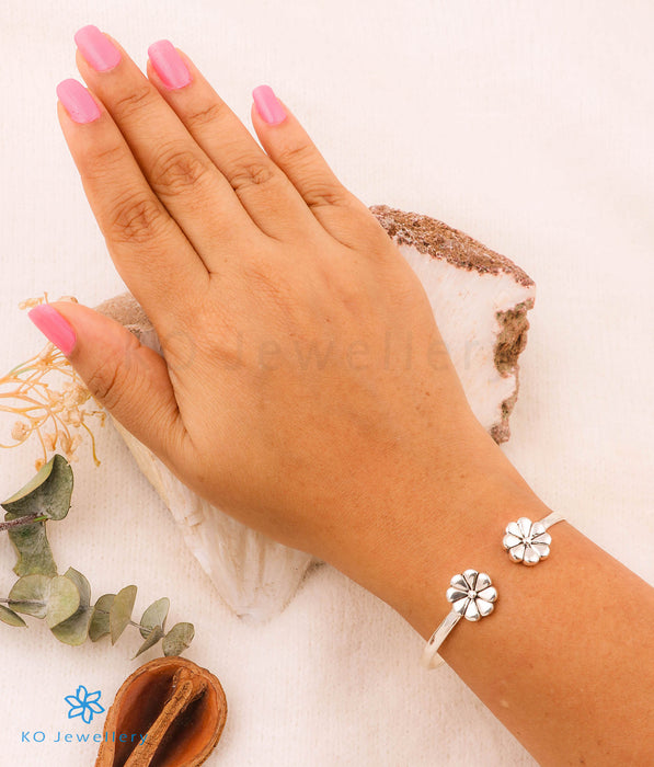 The Floral Silver Openable Bracelet
