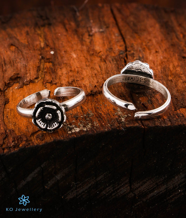 The Marigold Silver Toe-Rings