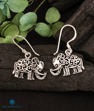 The Curvy Elephant Silver Earrings