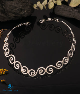 The Elegant Collar Silver Necklace