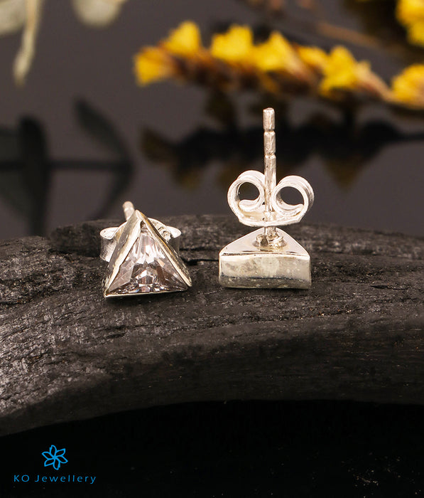The Triangle Silver Earstuds (White)