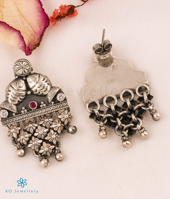 The Matsyagandha Silver Antique Necklace