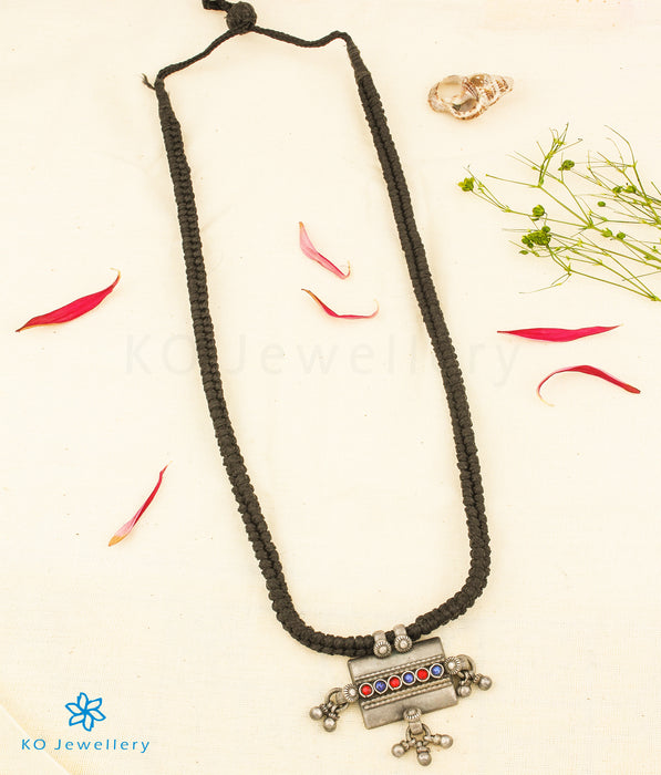 The Anaisha Silver Thread Necklace
