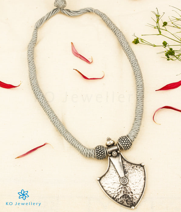 The Jina Silver Thread Necklace