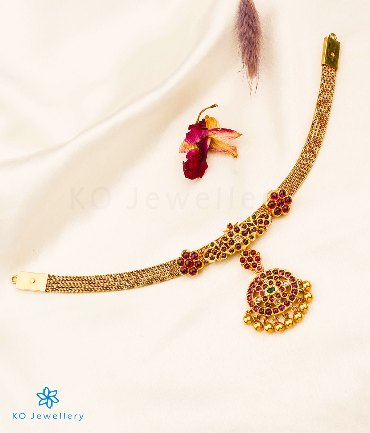 Addigai necklace store