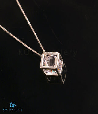 The Sparkling Cube Silver Necklace (White)