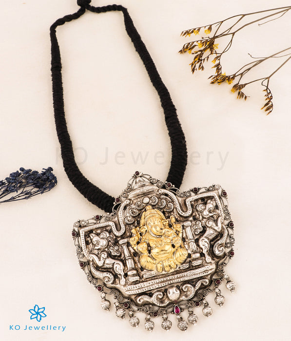 The Mahaganapati Silver Nakkasi Thread Necklace