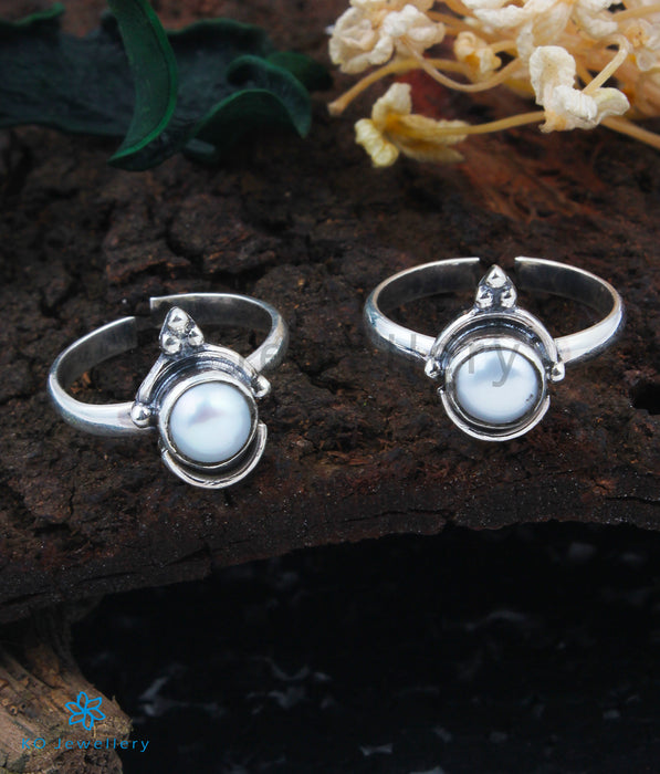 The Sakshi Silver Toe-Rings (Pearl)