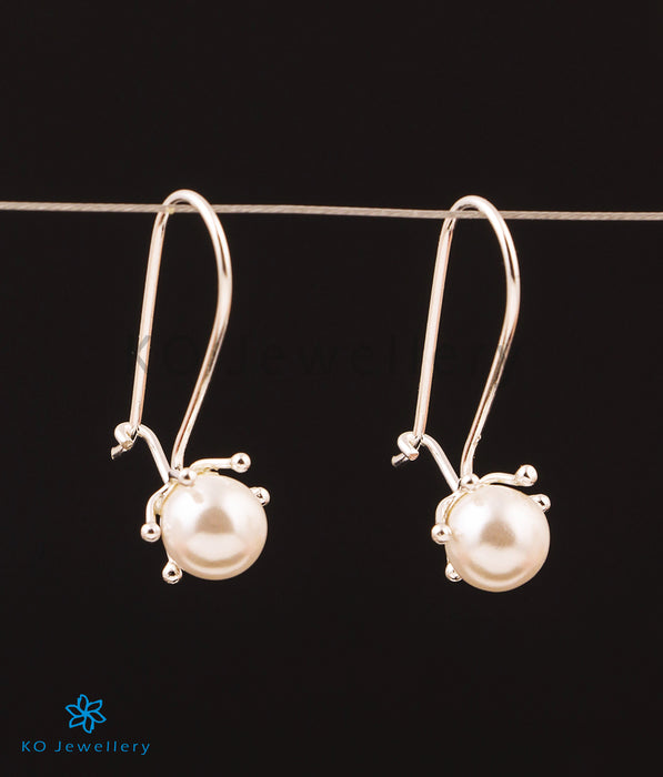 The Swirling Pearl Silver Earrings
