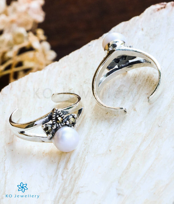 The Pearl Sparkle Silver Marcasite Toe-Rings