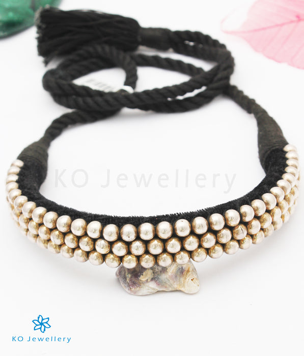 The Vidhi Silver Maharastrian Thushi Necklace