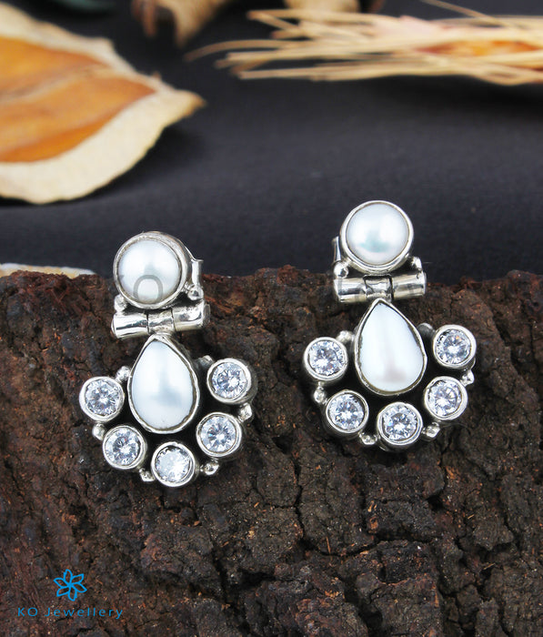 The Sarv Silver Gemstone Earrings (Pearl)