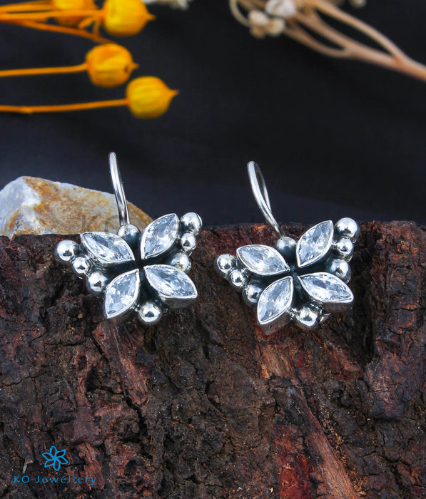 The Tittli Silver Gemstone Earrings (white)