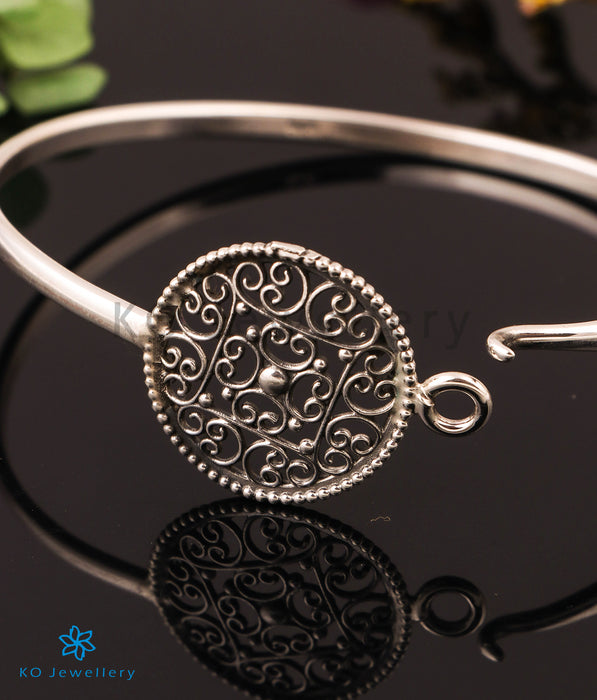The Enchanting Silver Openable Bracelet