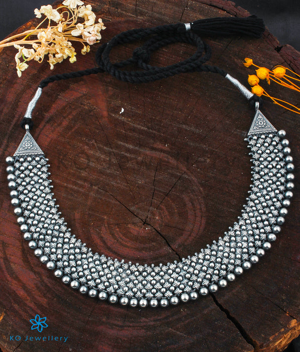 The Sahityam Antique Silver Necklace (Oxidised)