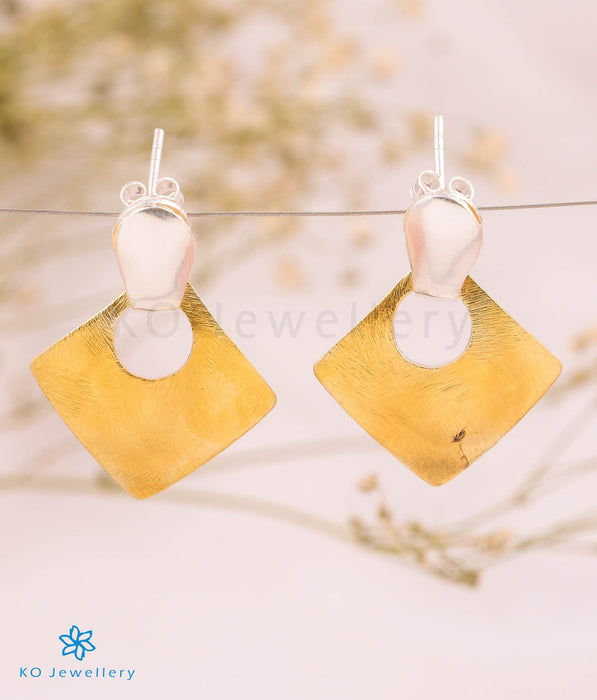The Chic Silver Earrings (2 tone)