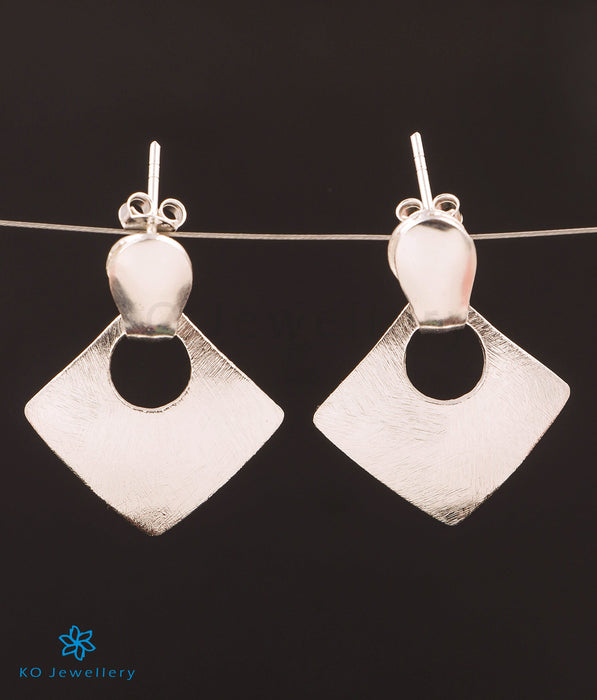 The Chic Silver Earrings