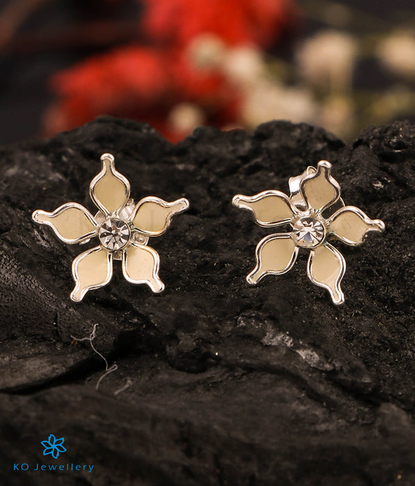 The Wildflower Silver Earrings (White)