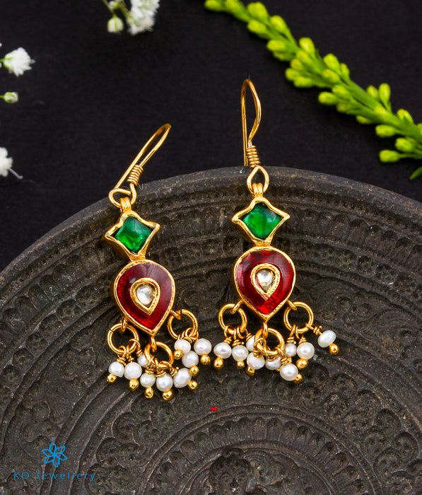 Buy Vighnaharta Maharashtrian tradition Bugadi, Bugdi, Gold Plated Copper  alloy Artificial Stones and Pearls Work Press Bugadi Earrings for Women and  Girls. (VFJ1019BUGADI-RED) online from Vighnaharta Fashion Jewellery