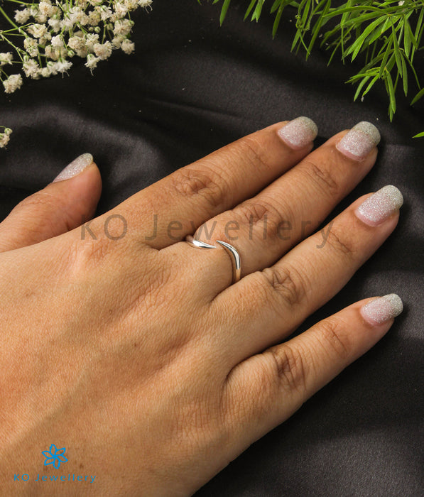 The Minimal Silver Open Finger Ring