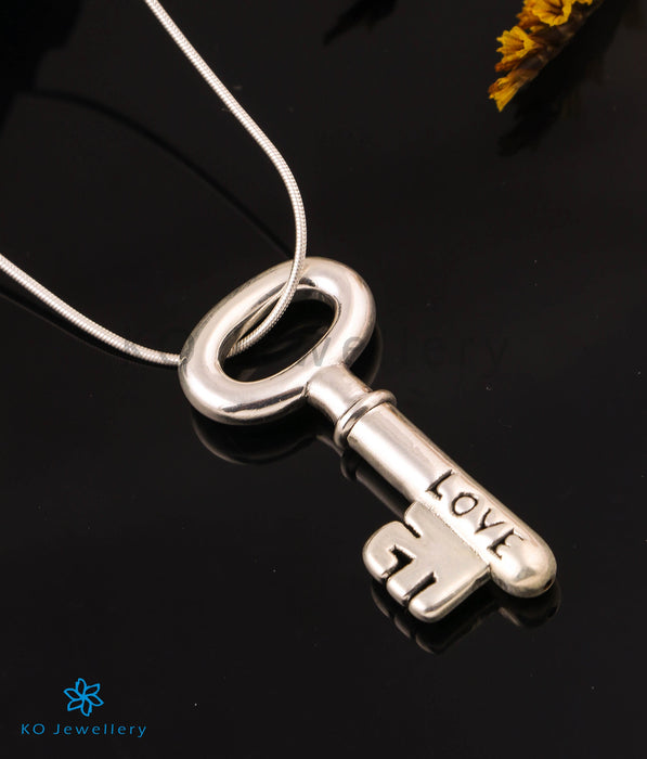 The Key to my Heart Silver Pendant