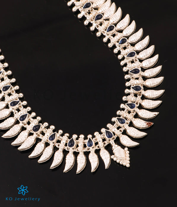The Malligai Arumbumalai Antique Silver Necklace (Long/Blue)