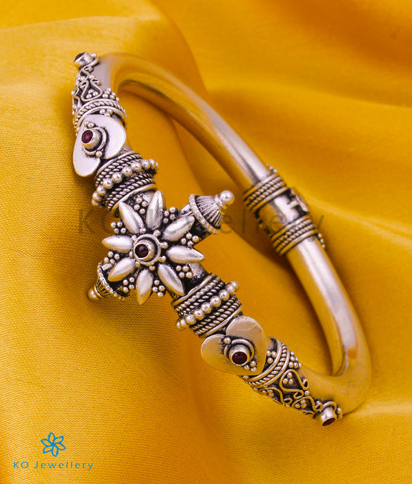 The Saharsh Silver Bracelet (Size 2.4)