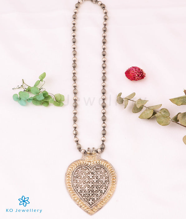 The Barkha Silver Antique Necklace