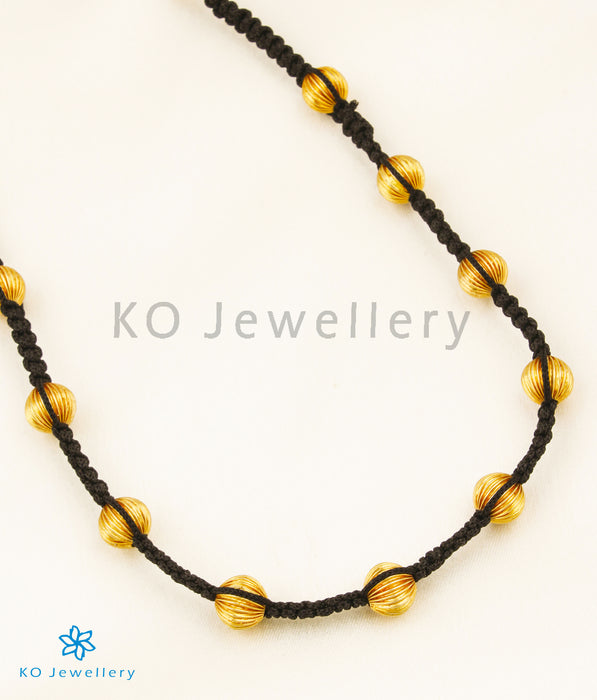 The Arpita Silver Thread Necklace (Black)