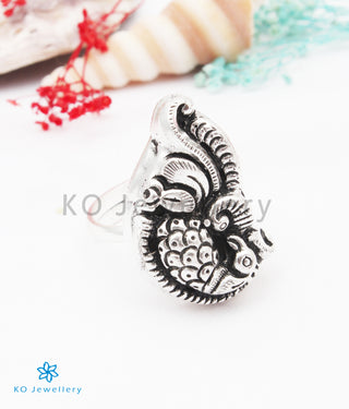 The Mayuraka Silver Peacock Finger Ring