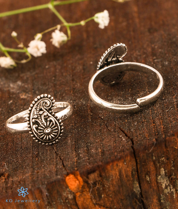 Buy Lovely Triple Chain Wedding Toe Rings in Silver @ ₹4,500