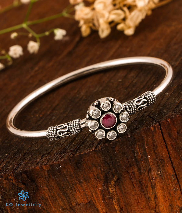 The Piali Silver Openable Gemstone Bracelet
