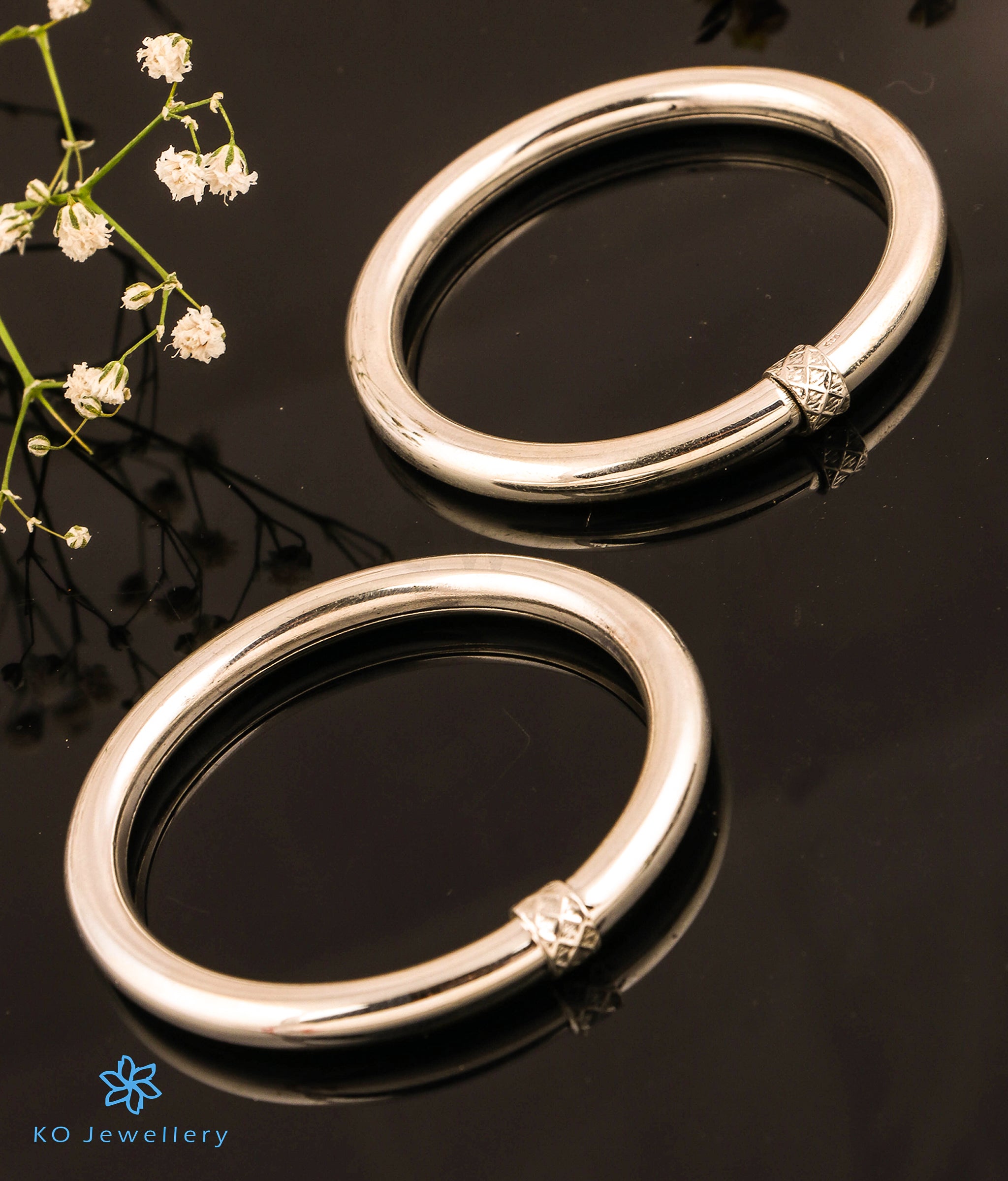 Spiral Bangle | Buy Silver Spiral Bangle Jewellery Online