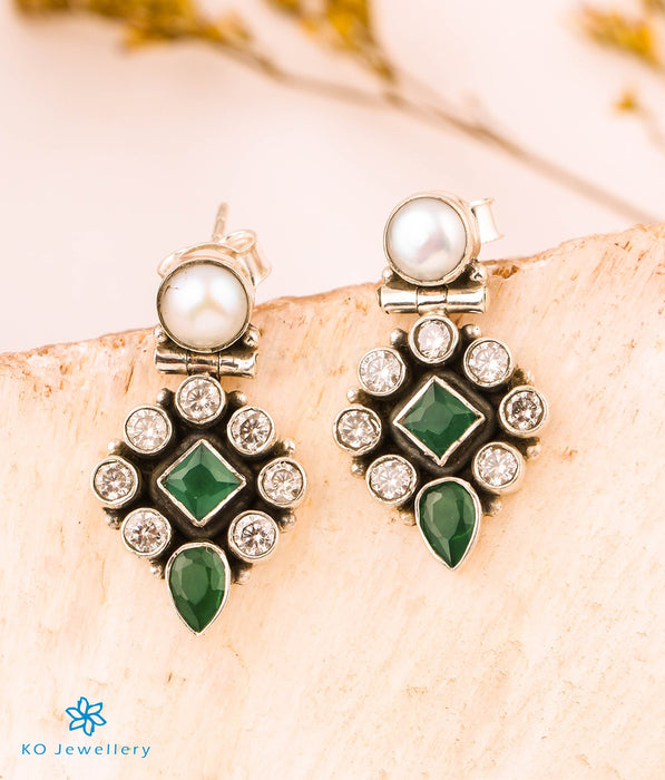 The Pranith Silver Gemstone Earring (Green)