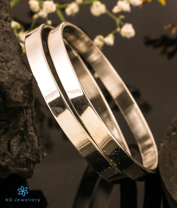 Cute Handcrafted Baby Silver Bangles / Kada For Kids Or Babies (set Of 2)  at Rs 559.00 | Kids Silver Bangles | ID: 27373740288