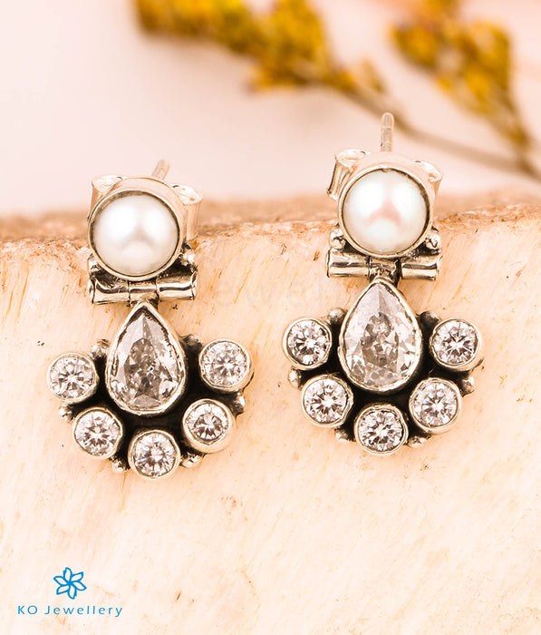 The Sarv Silver Gemstone Earrings (White)
