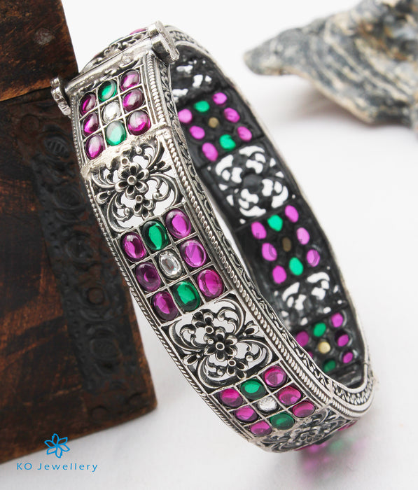 The Niyamya Silver Kempu Bracelet (Oxidised/Size 2.4)