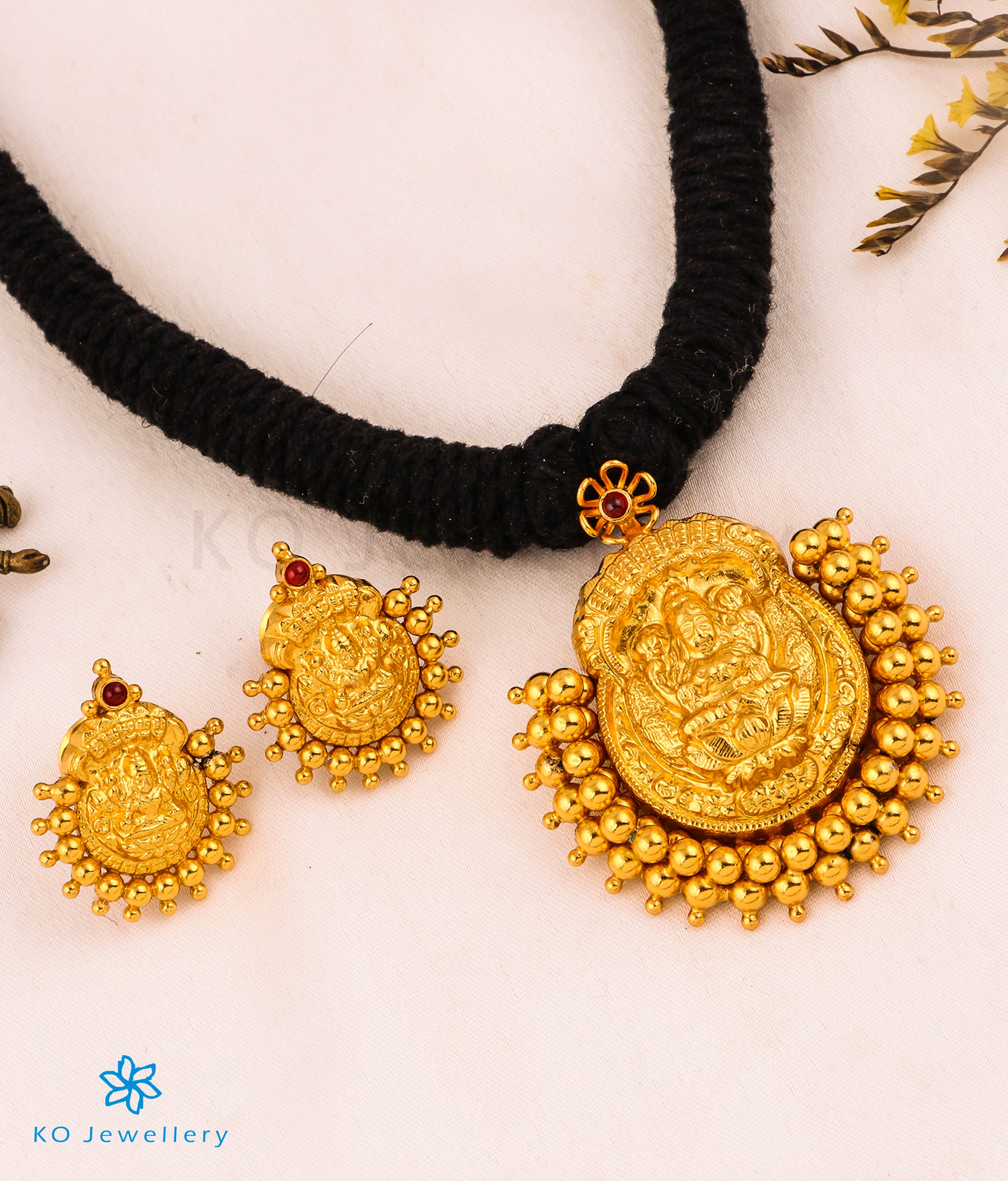 The Avahati Silver Lakshmi Thread Necklace (Black) Necklace and Earrings