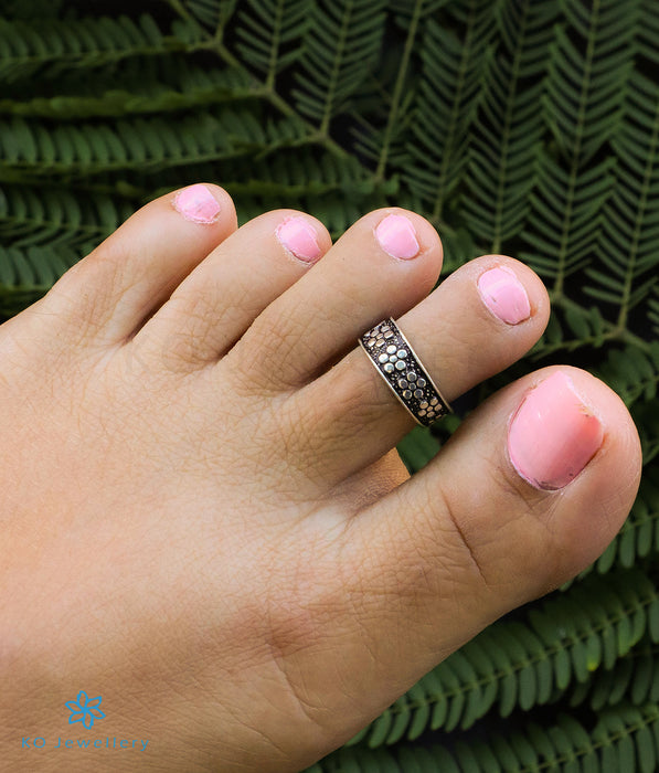 The Aaloka Silver Toe-Rings
